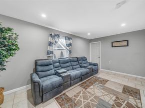 14 Dartmouth Drive, Bay Shore NY 11706