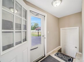 14 Dartmouth Drive, Bay Shore NY 11706