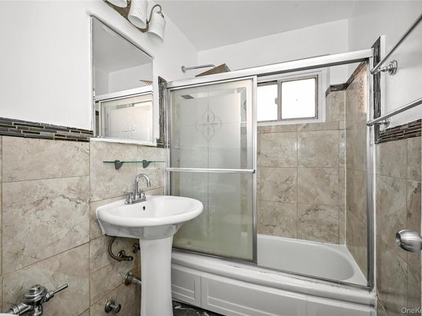 99-10 60 Ave 3B, Corona NY 11368