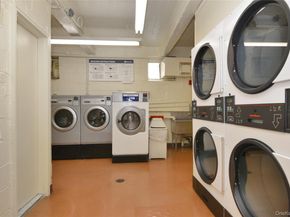 99-10 60 Ave 3B, Corona NY 11368