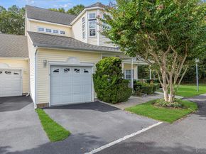 4006 Saint Andrews, Riverhead NY 11901