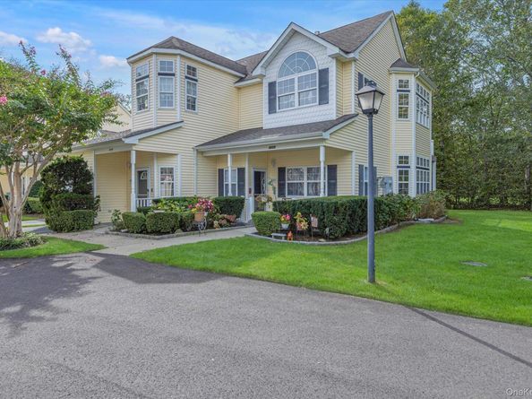 4006 Saint Andrews, Riverhead NY 11901