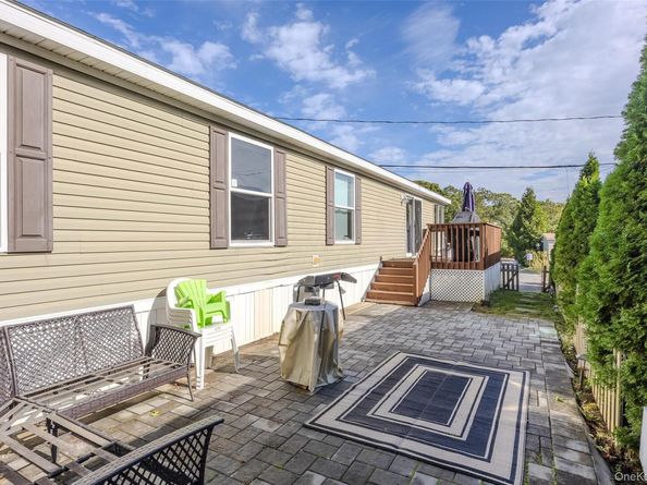 1795 Osborne Avenue 75, Riverhead NY 11901