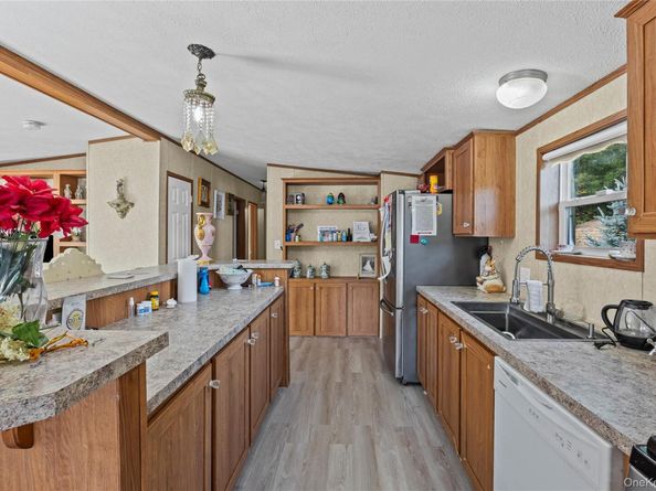 1795 Osborne Avenue 75, Riverhead NY 11901
