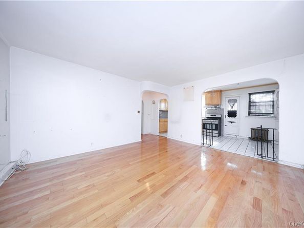 2132 E 16th Street, Brooklyn NY 11229
