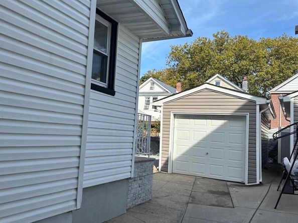 107-25-117 St 117 Street, Richmond Hill S. NY 11419