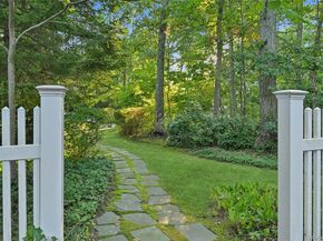 1420 Laurelwood Drive, Laurel NY 11948