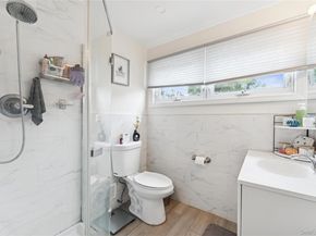5 Seaton Gate, Valley Stream NY 11580