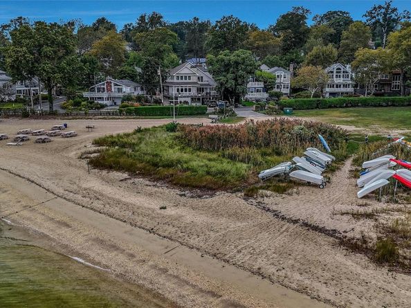 98 Eatons Neck Road, Northport NY 11768