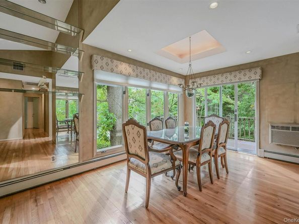 98 Eatons Neck Road, Northport NY 11768