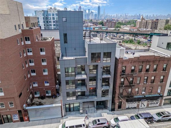43-30 52 Street 2A, Woodside NY 11377