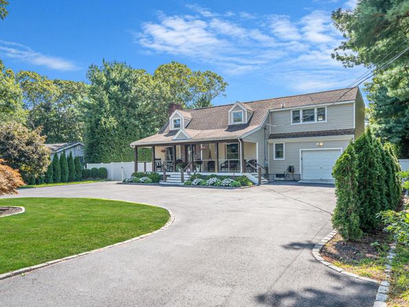183 Old Country Road, Speonk NY 11972
