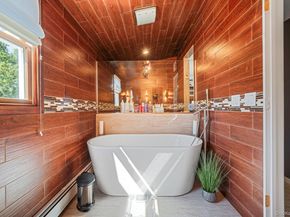 183 Old Country Road, Speonk NY 11972