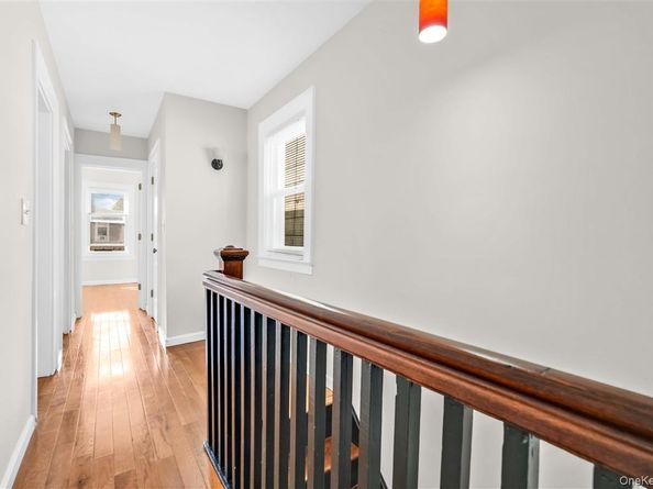 102-16 85th Drive, Richmond Hill NY 11418