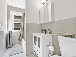 102-16 85th Drive, Richmond Hill NY 11418