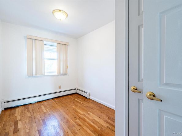1027 Throggmorton Avenue, Bronx NY 10465