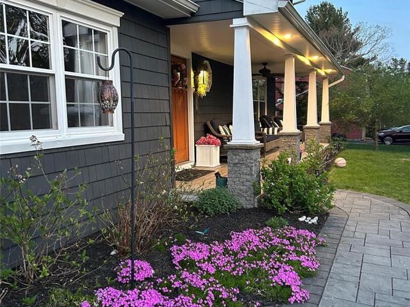 11 Reynolds Road, Shoreham NY 11786