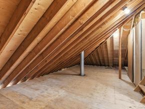 9 Mariners Court, Centerport NY 11721