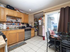 882 Ocean Street, Baldwin Harbor NY 11510