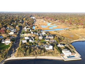 243 S Dunton Avenue, East Patchogue NY 11772