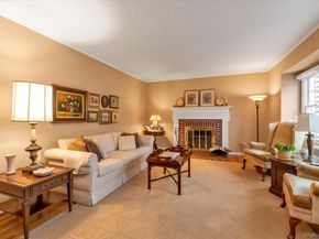 55 Vassar Street, Garden City NY 11530