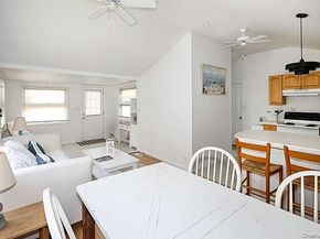 14 Lincoln Road, Hampton Bays NY 11946