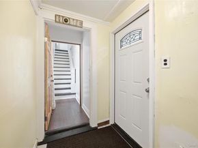 93-31 215th Street, Queens Village NY 11428