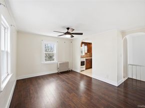 93-31 215th Street, Queens Village NY 11428