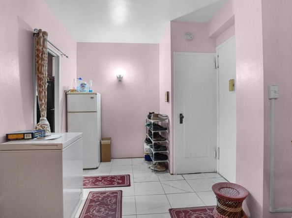 2049 McGraw Avenue 2C, Bronx NY 10462