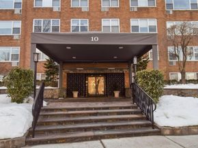 10 Old Mamaroneck Road 5C, White Plains NY 10605