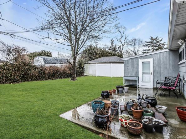 3579 Wyanet Street, Seaford NY 11783