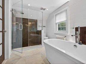 28 Jane Street, Roslyn Heights NY 11577