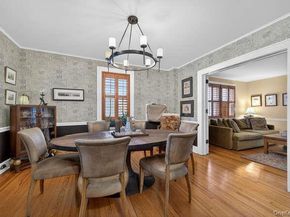 28 Jane Street, Roslyn Heights NY 11577