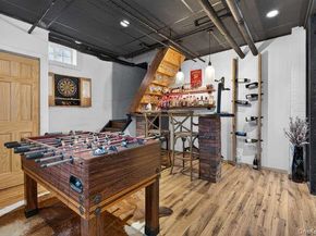 28 Jane Street, Roslyn Heights NY 11577