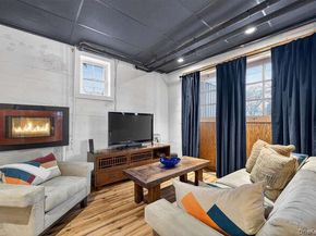 28 Jane Street, Roslyn Heights NY 11577