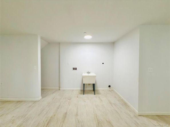 3167 Ampere Avenue A, Bronx NY 10465