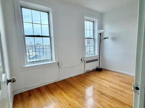 88-11 Elmhurst D2, Elmhurst NY 11373