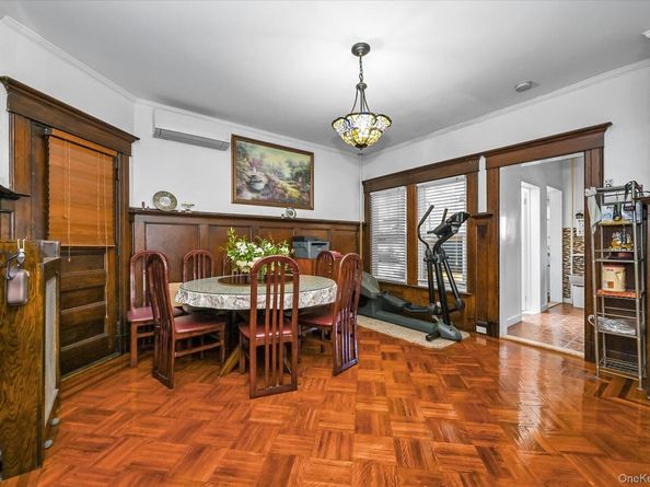 87-71 111th Street, Richmond Hill NY 11418