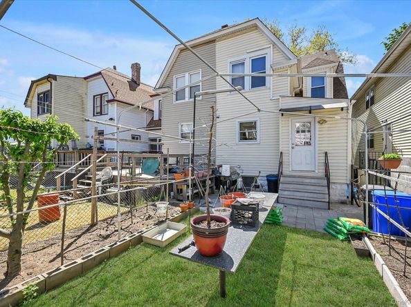 87-71 111th Street, Richmond Hill NY 11418