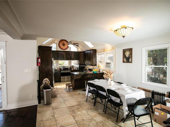 17 Glamford Avenue, Port Washington NY 11050