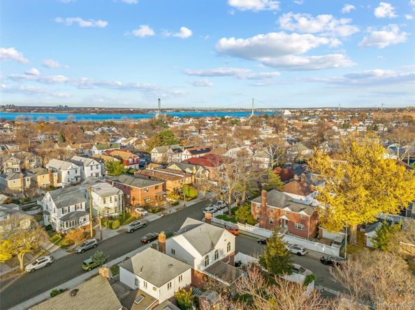 119-20 9th Avenue, College Point NY 11356