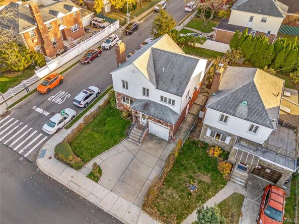 119-20 9th Avenue, College Point NY 11356