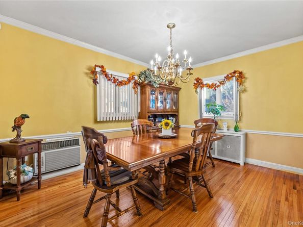 119-20 9th Avenue, College Point NY 11356