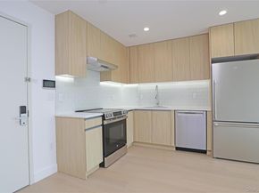 15002 Northern Bloulevard 3F, Flushing NY 11354