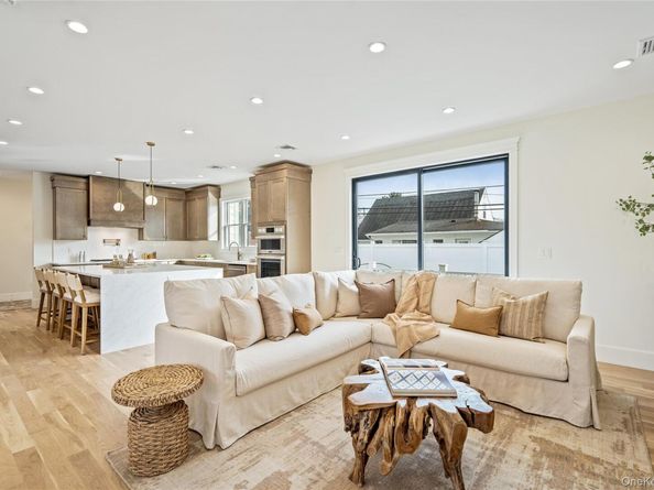 81 Bayview Avenue, Massapequa NY 11758