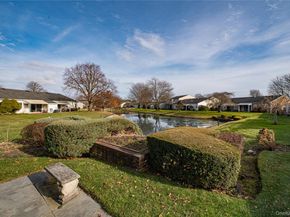 118 Harbor S, Amityville NY 11701