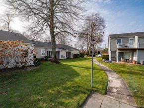 118 Harbor S, Amityville NY 11701
