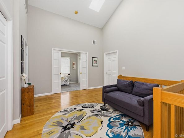 1762 Esposito Court, East Meadow NY 11554