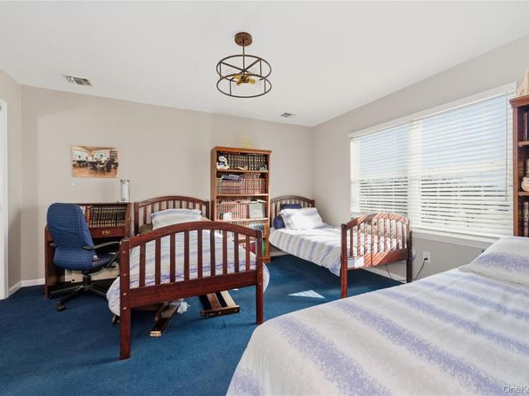 1762 Esposito Court, East Meadow NY 11554