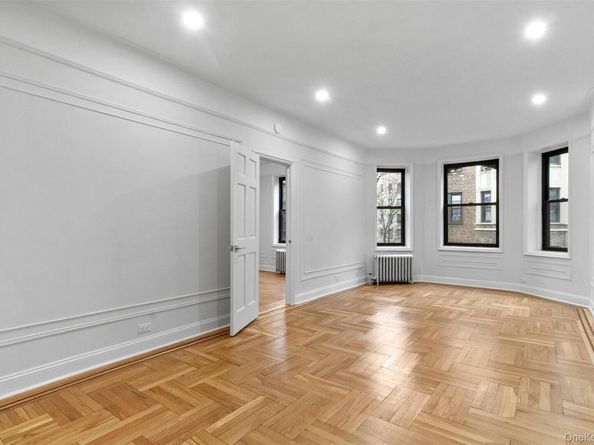 760 Brady Avenue 217, Bronx NY 10462